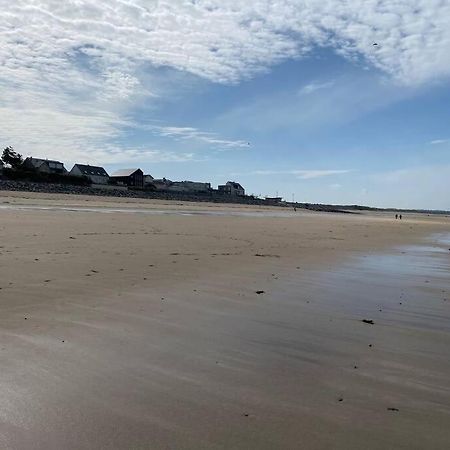 A 50 M De La Plage, Appartement De 35 M2 : Les Pieds Sales Bréhal Exterior photo