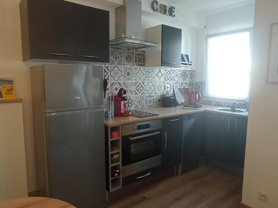 A 50 M De La Plage, Appartement De 35 M2 : Les Pieds Sales Bréhal Exterior photo