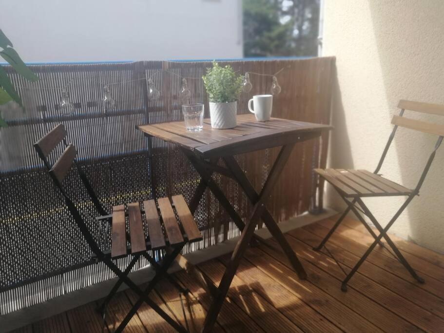 A 50 M De La Plage, Appartement De 35 M2 : Les Pieds Sales Bréhal Exterior photo